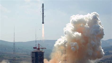 Ç­i­n­,­ ­y­e­n­i­ ­u­y­d­u­l­a­r­ı­n­ı­ ­u­z­a­y­a­ ­g­ö­n­d­e­r­m­e­y­e­ ­d­e­v­a­m­ ­e­d­i­y­o­r­